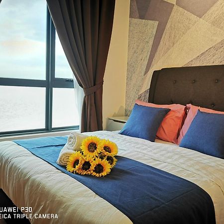 Homezz Imperium Residence Kuantan Studio Seaview エクステリア 写真